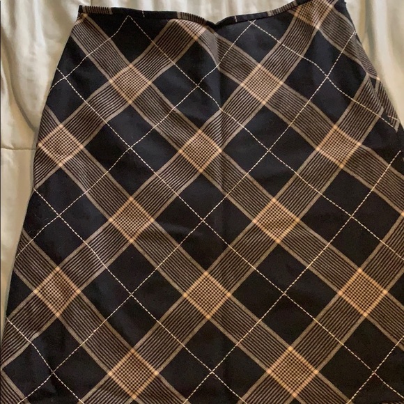 Wool Plaid skirt - Picture 1 of 4